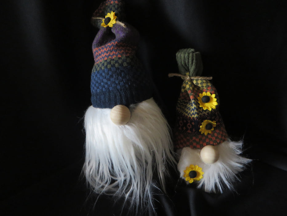 Two Fall themed gnomes - Big brother and little brother gnomes - 8" and 6" tall